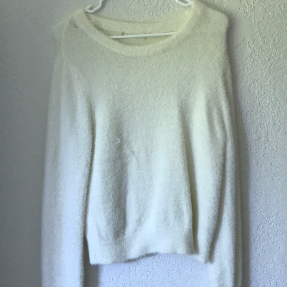 Soft Forever 21 White Sweater